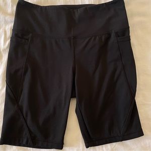 BLACK BIKE SHORTS